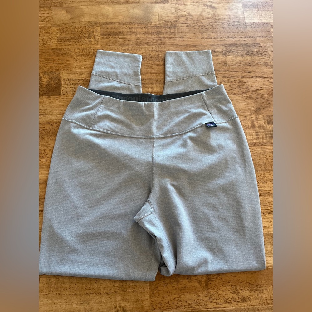 Patagonia Gray Capilene Midweight Baselayer